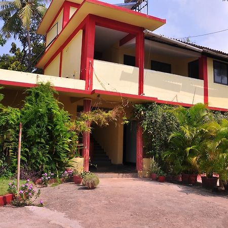 Castelinho'S Home Away From Home Anjuna Exteriör bild